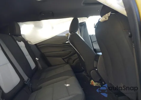 2024 Chevrolet Trax Fwd 1Rs z USA, uszkodzony, nr VIN KL77LGE26RC121939